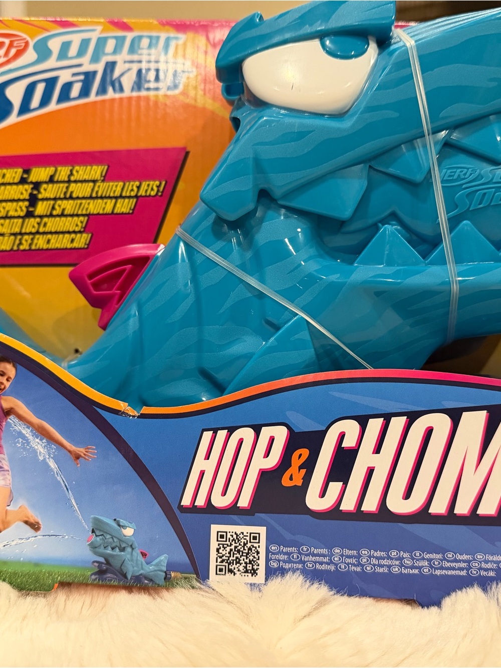 Nerf Hop & Chomp Blue and Pink Water Toy